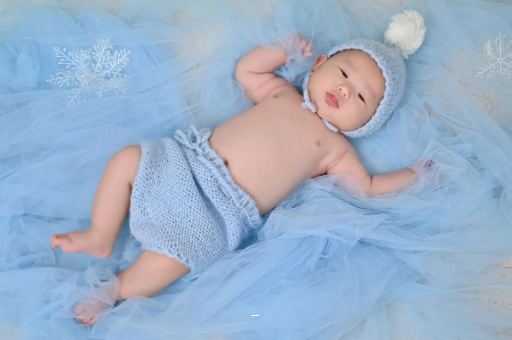 吉安摸孕妇肚子沾喜气
